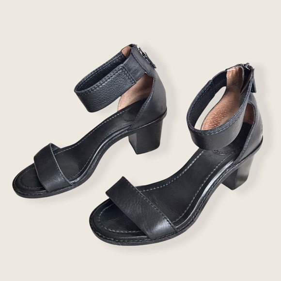 Frye Black Leather Brielle Chic Ankle Sandal Heels - Picture 8 of 16